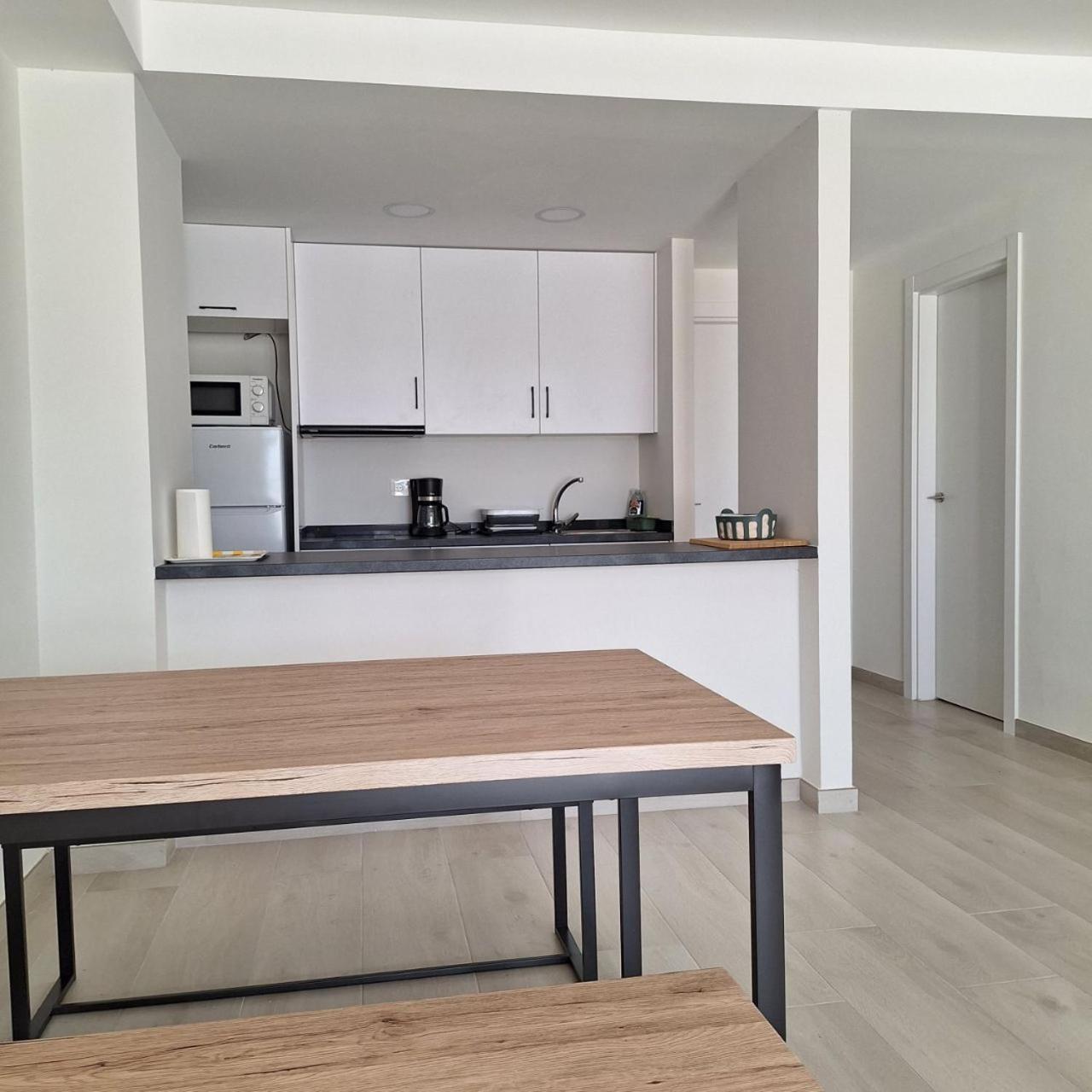 Apartamento Club Valena, Puerto Del Carmen, Lanzarote 蒂亚斯 外观 照片