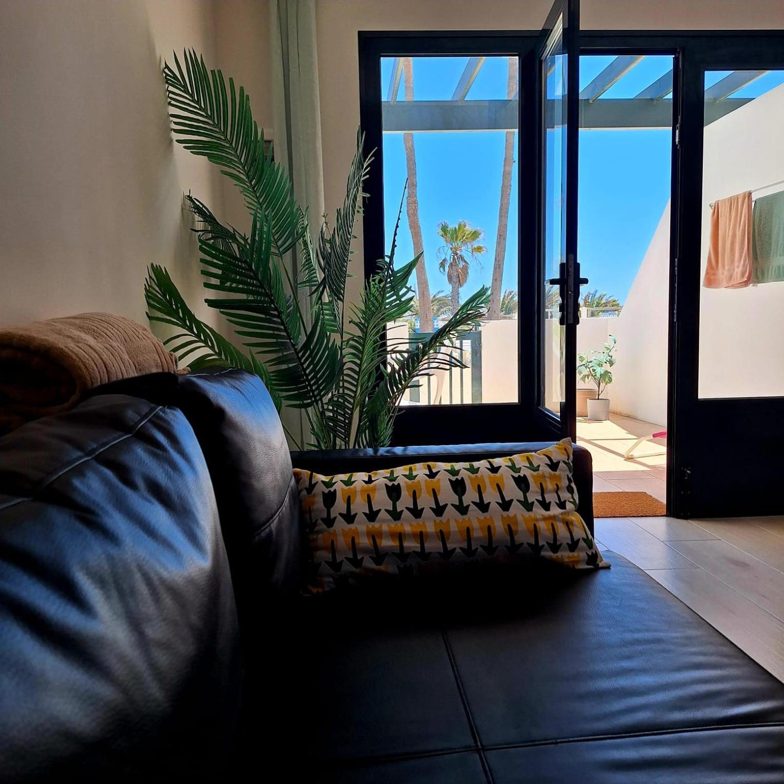 Apartamento Club Valena, Puerto Del Carmen, Lanzarote 蒂亚斯 外观 照片