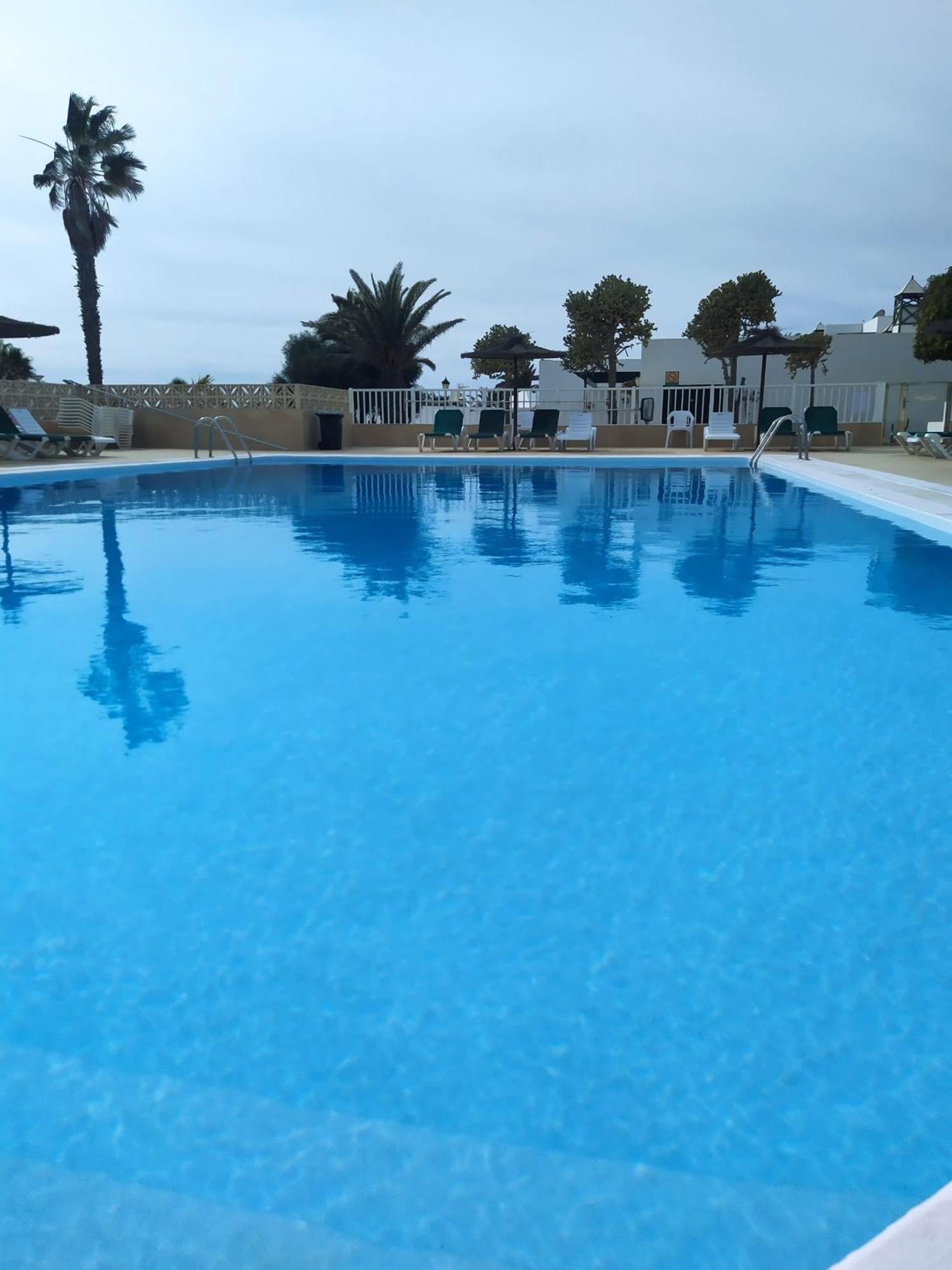 Apartamento Club Valena, Puerto Del Carmen, Lanzarote 蒂亚斯 外观 照片